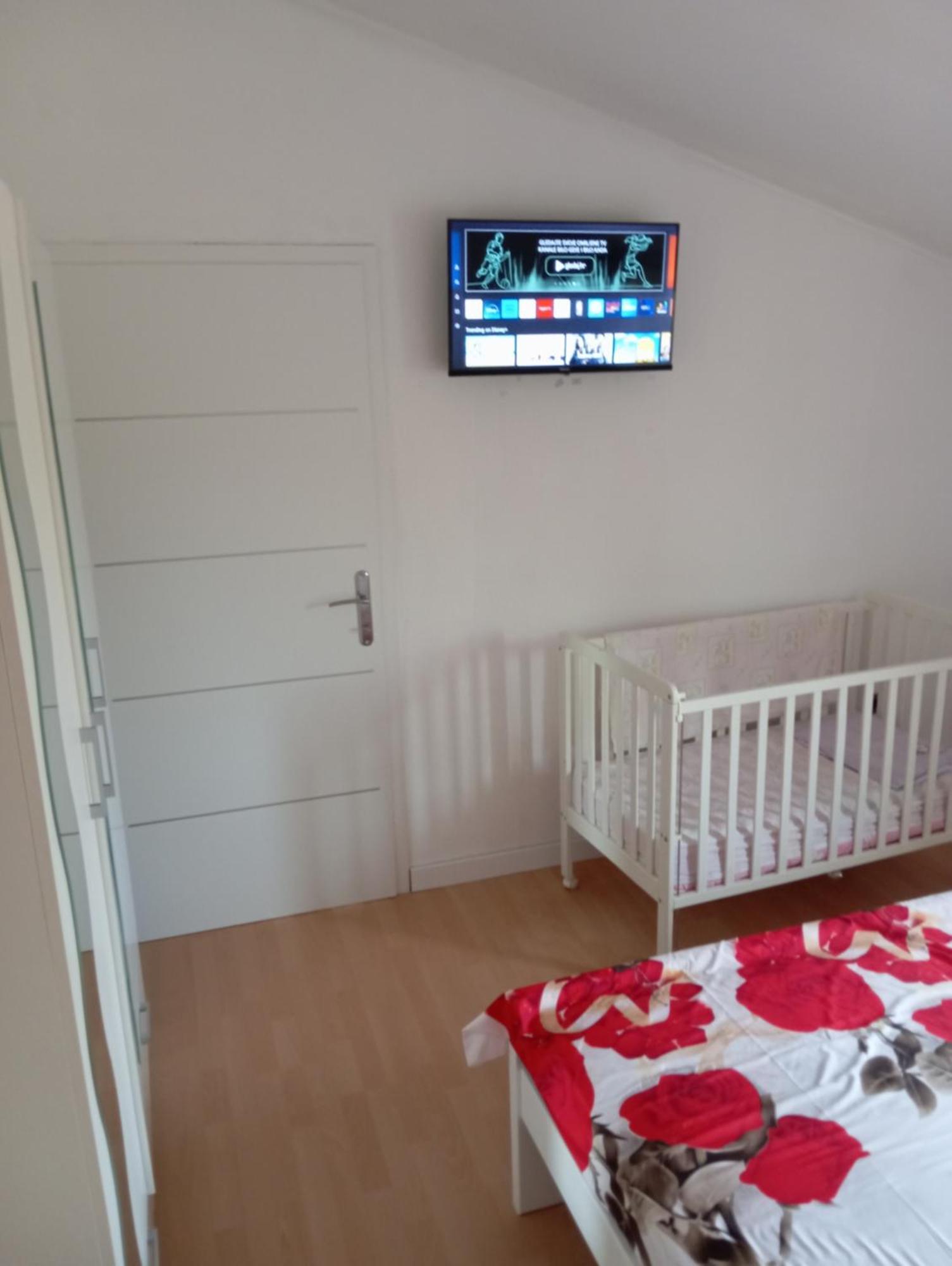 Apartman Lana Lozovac Zewnętrze zdjęcie